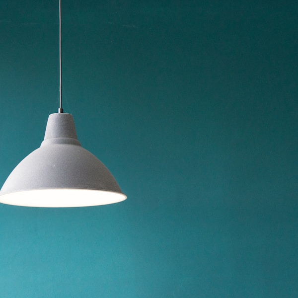 Lámpara LED Recargable Multifunción